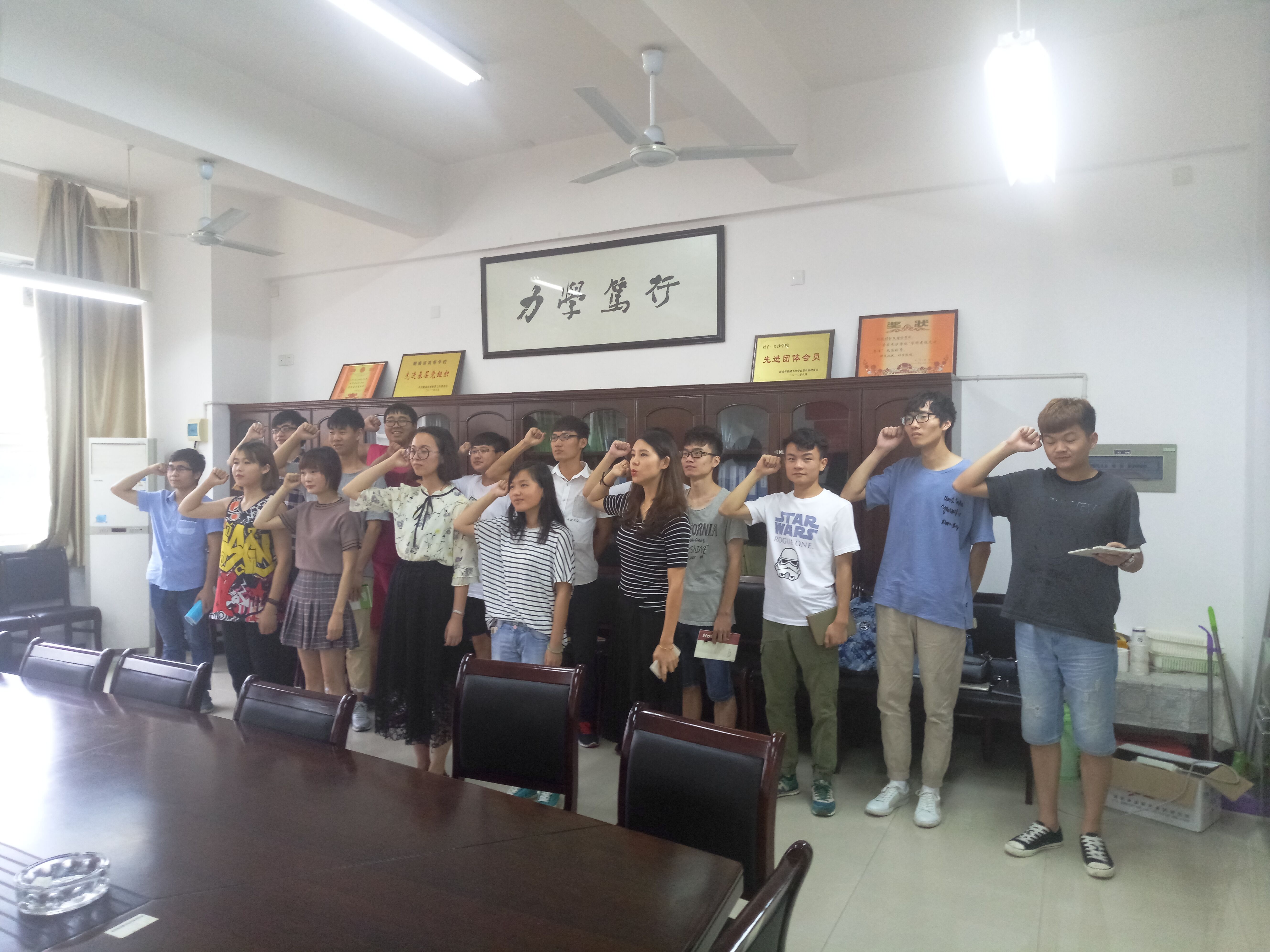 足球投注网站