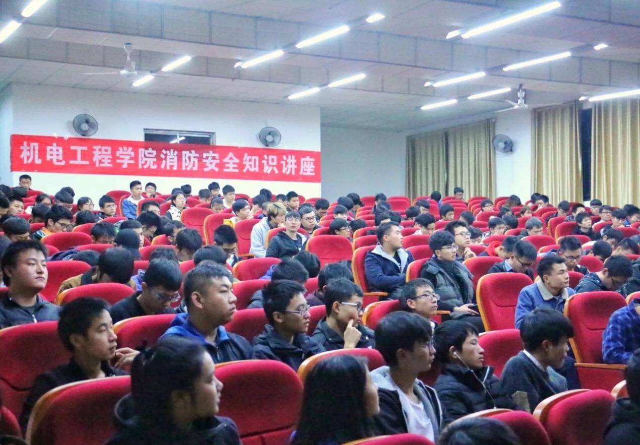 足球投注网站