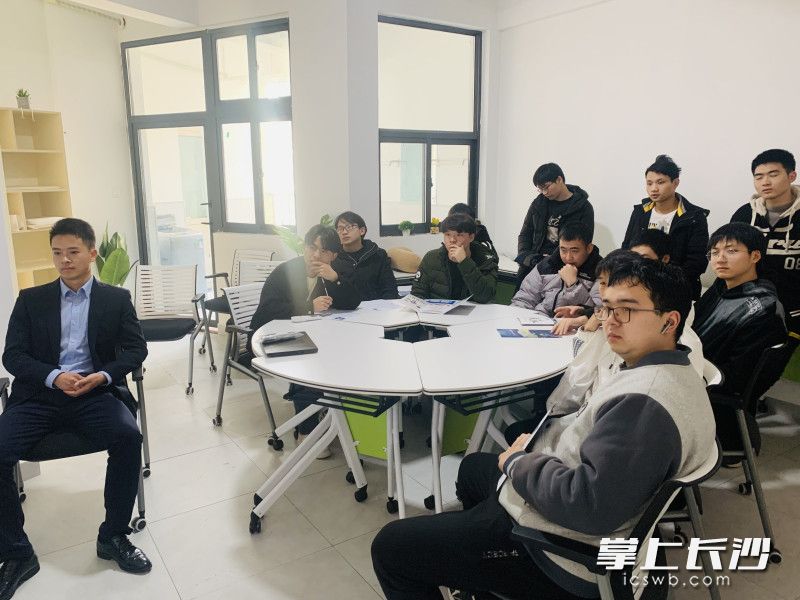 足球投注网站